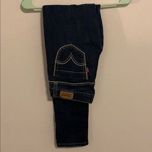Levi’s skinny jeans